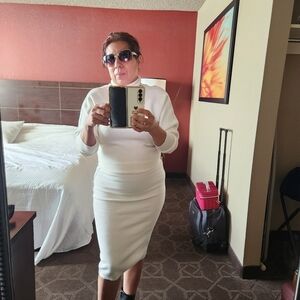 Jennifer Lopez size SMALL